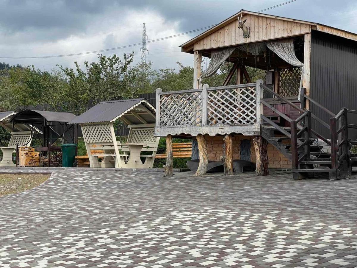 Садиба Кичера Gold Mizhhirya  Extérieur photo
